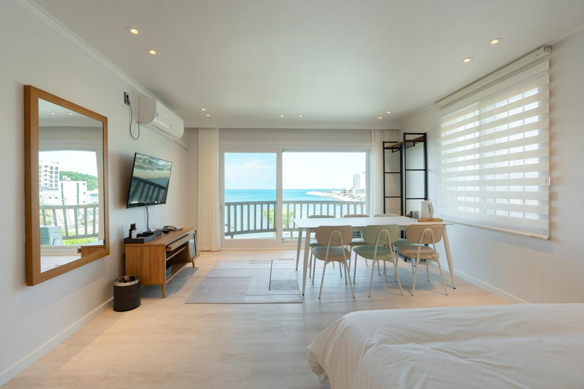 Ocean Palade Hotel Jeju Exterior foto